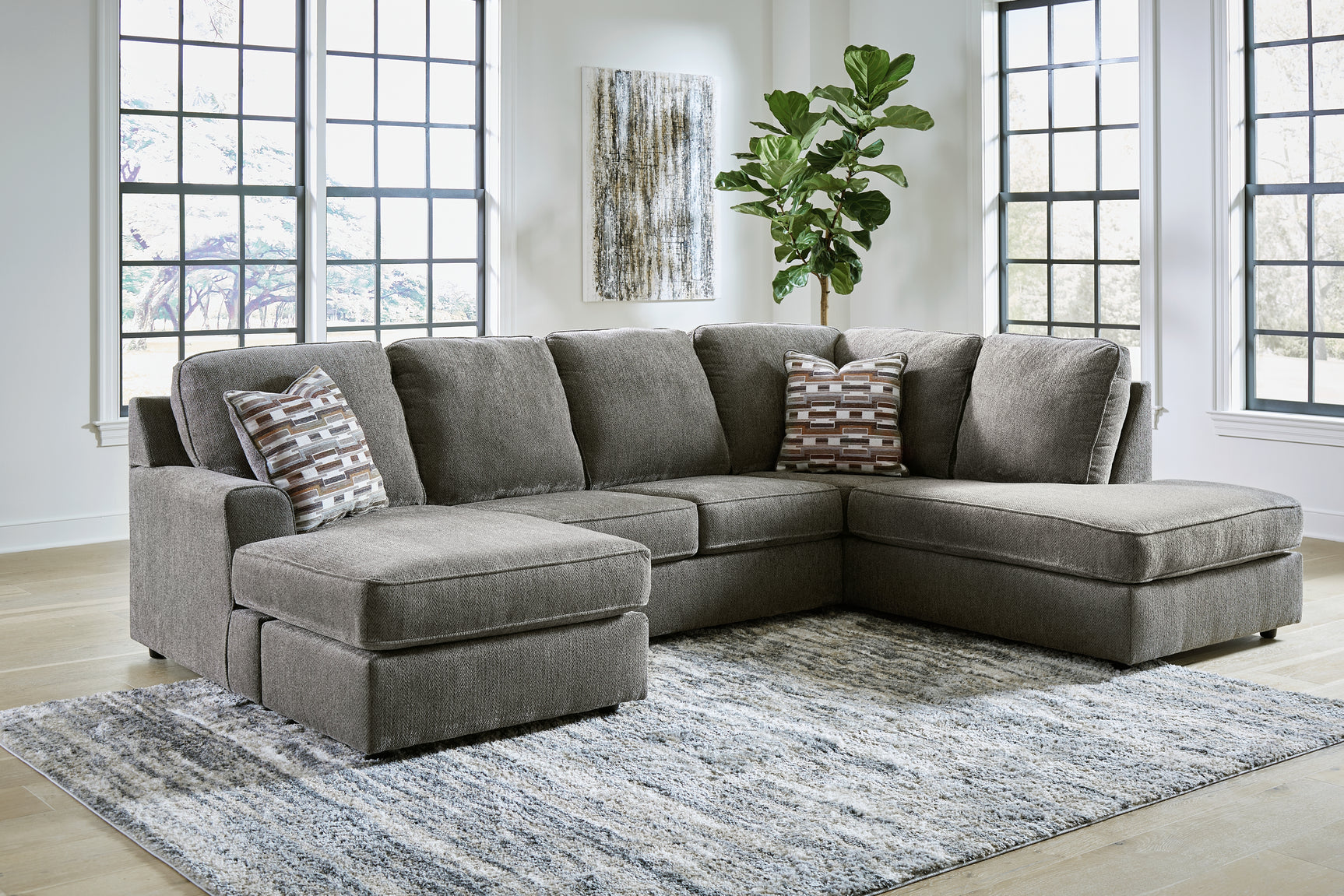 Side view of sectional sofa ottoman