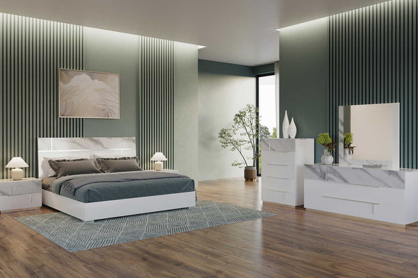 Sunset III Italian Bedroom Set queen size high gloss platform bed with LED lighting front view