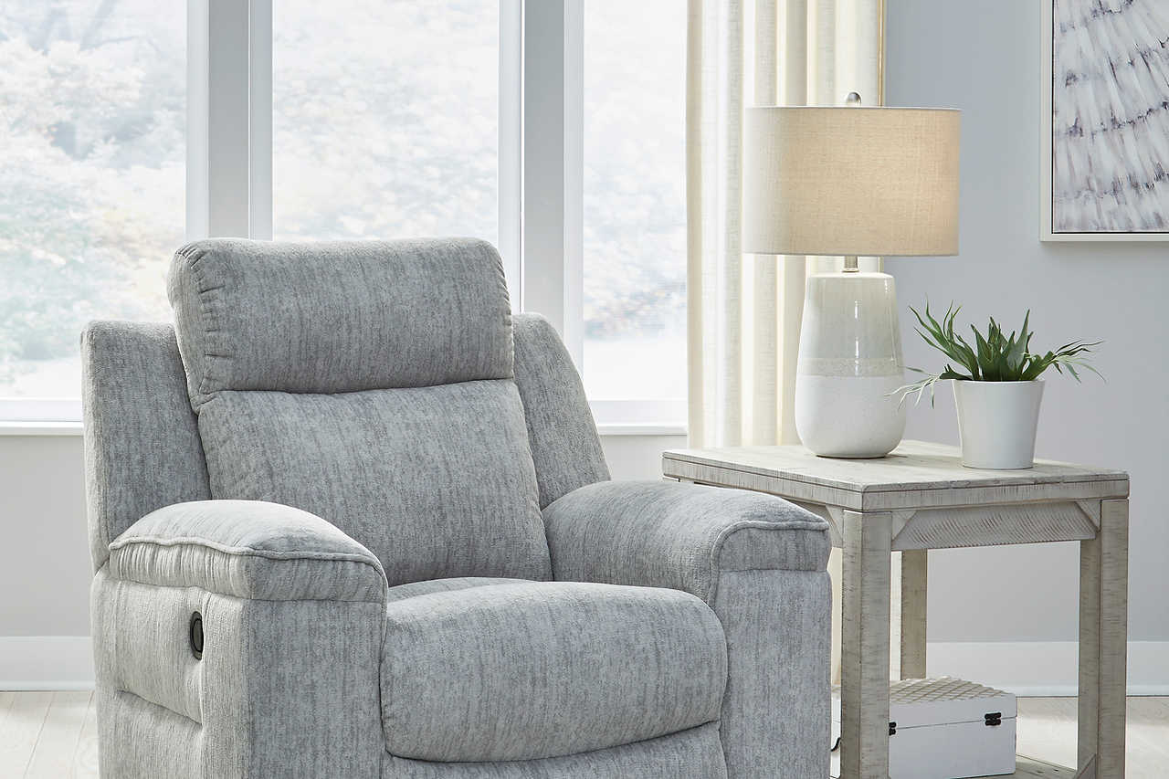 Front view of Buntington Light Gray Rocker Recliner