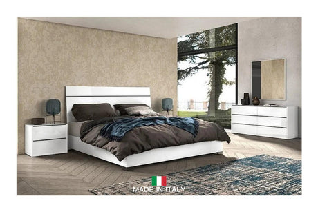 Luna White Panel Bedroom Set main view of bed