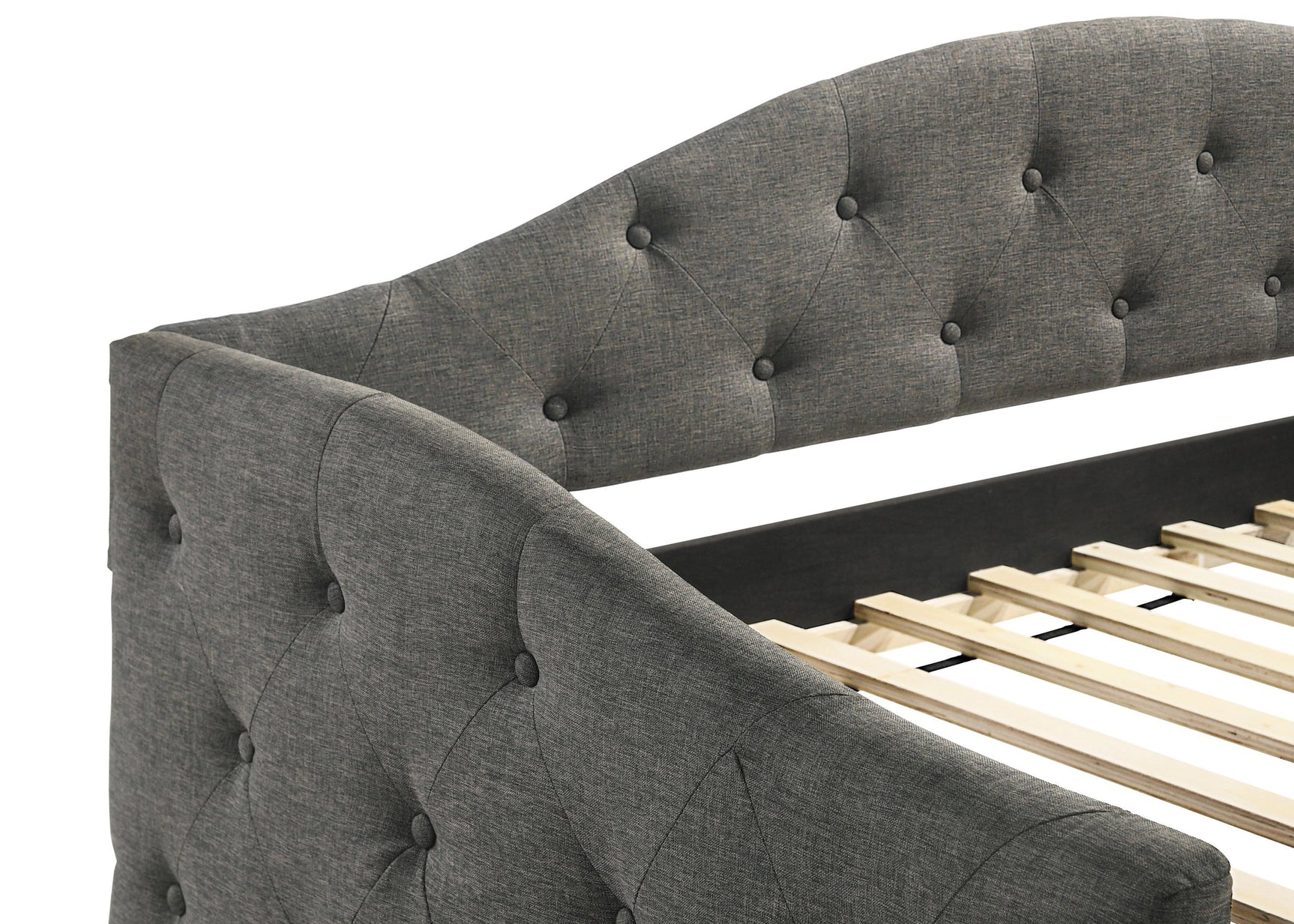 Sadie twin daybed in room setting with rug