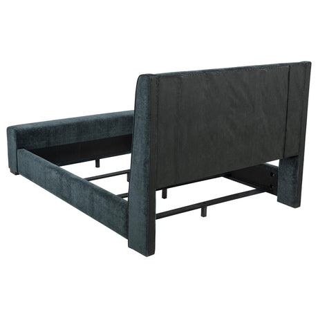 Bluetooth speaker integrated in bed footboard