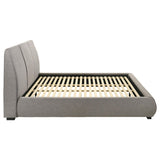 Built-in slat system supporting mattress