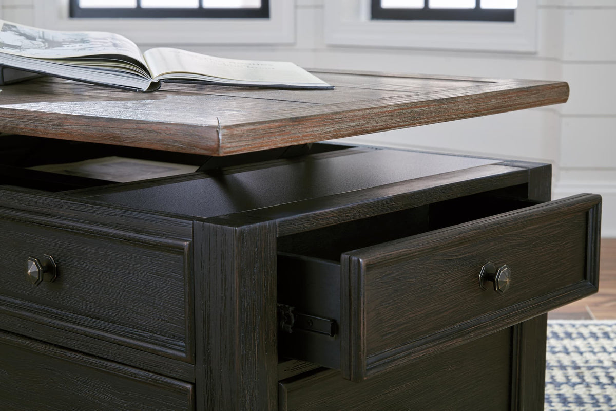 Tyler Grayish Brown/Black Coffee Table with 2 End Tables — detail view