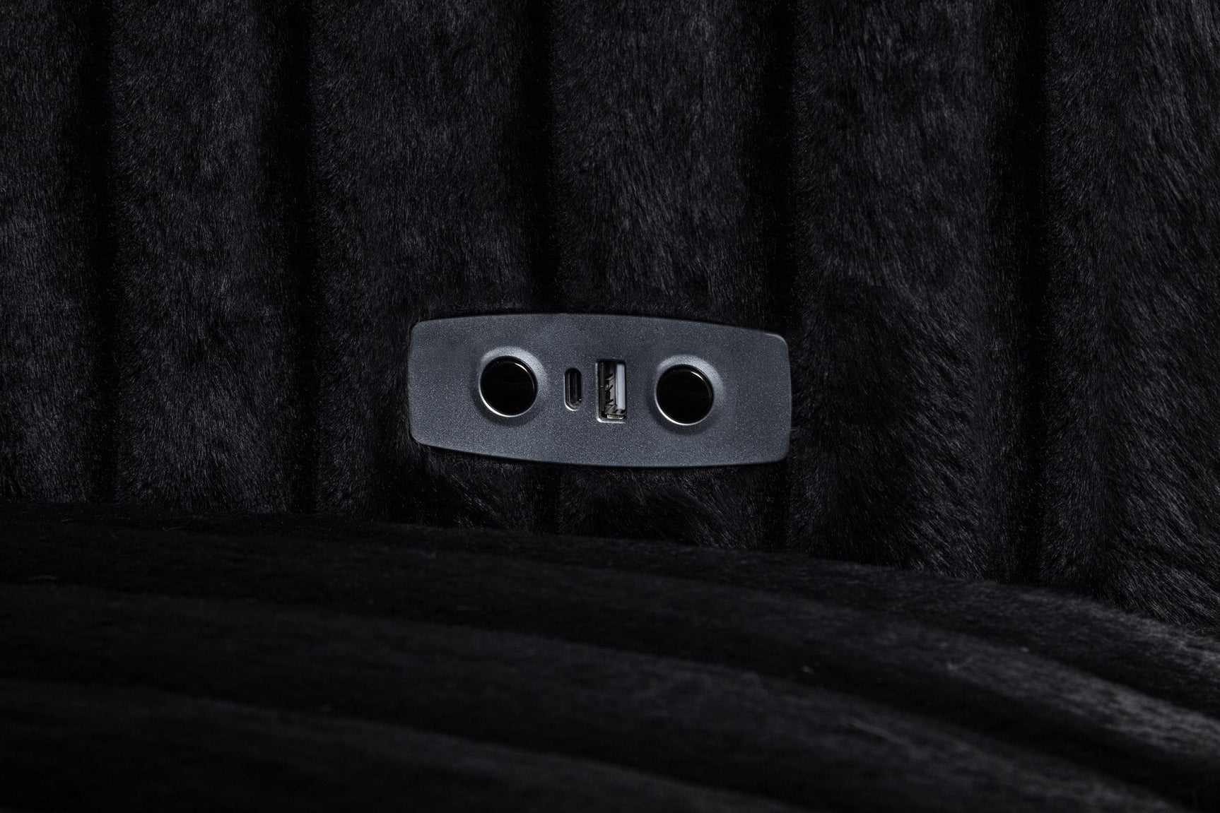 Detail view of chaise footrest on Jacana Power Reclining Sofa
