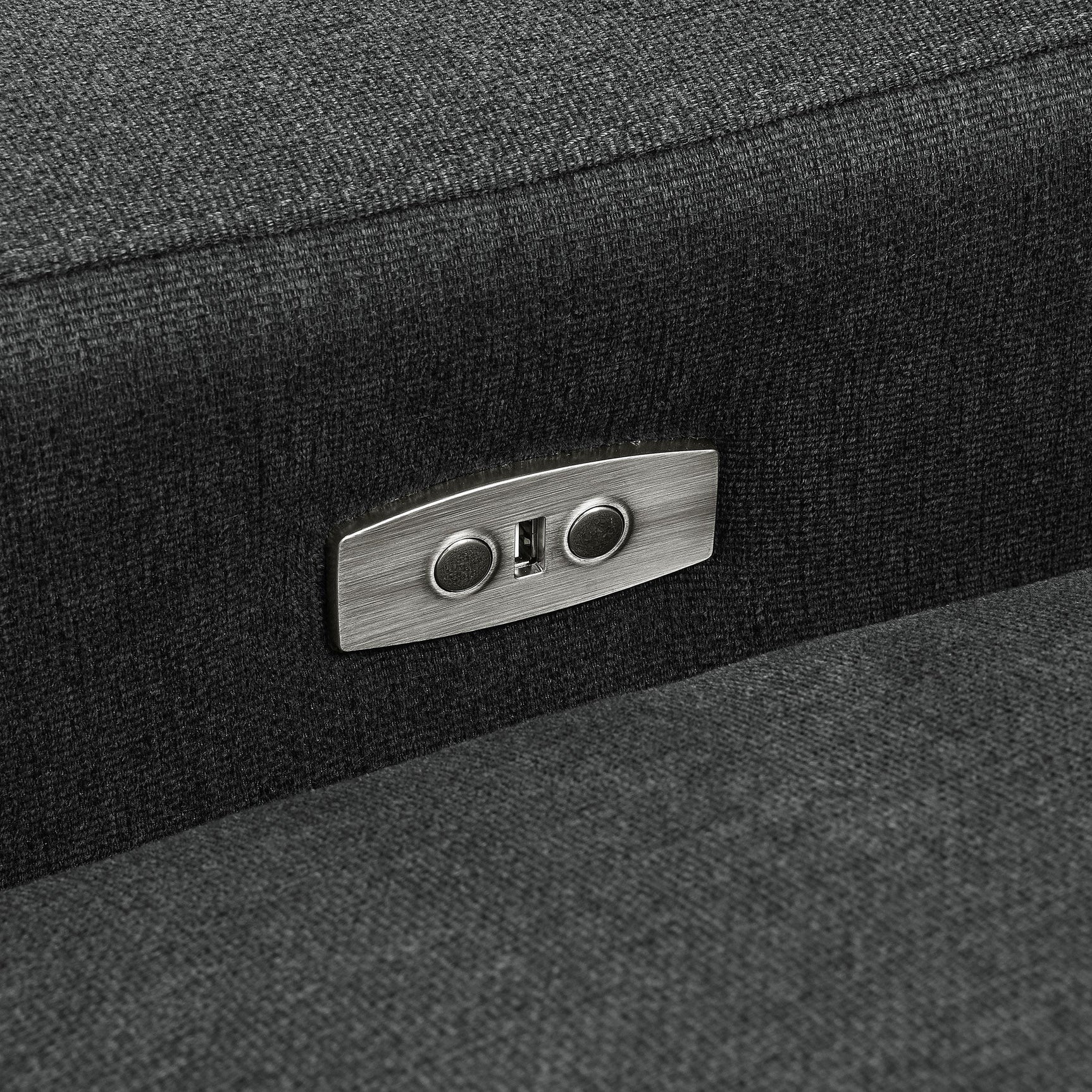 Wall-hugging design recline distance