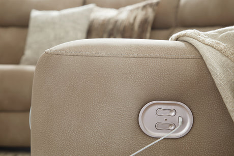 Console USB port and power control buttons detail