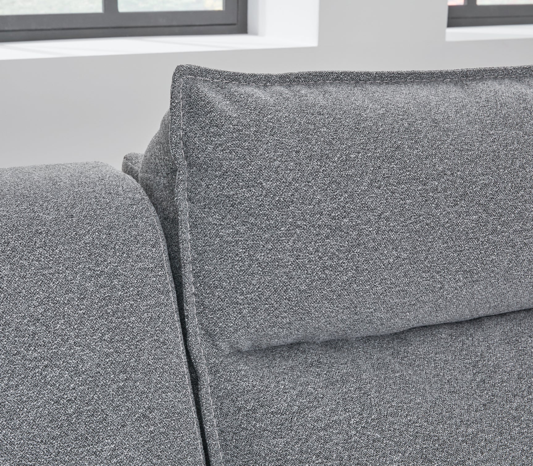 Modmax sectional fabric and welt detail