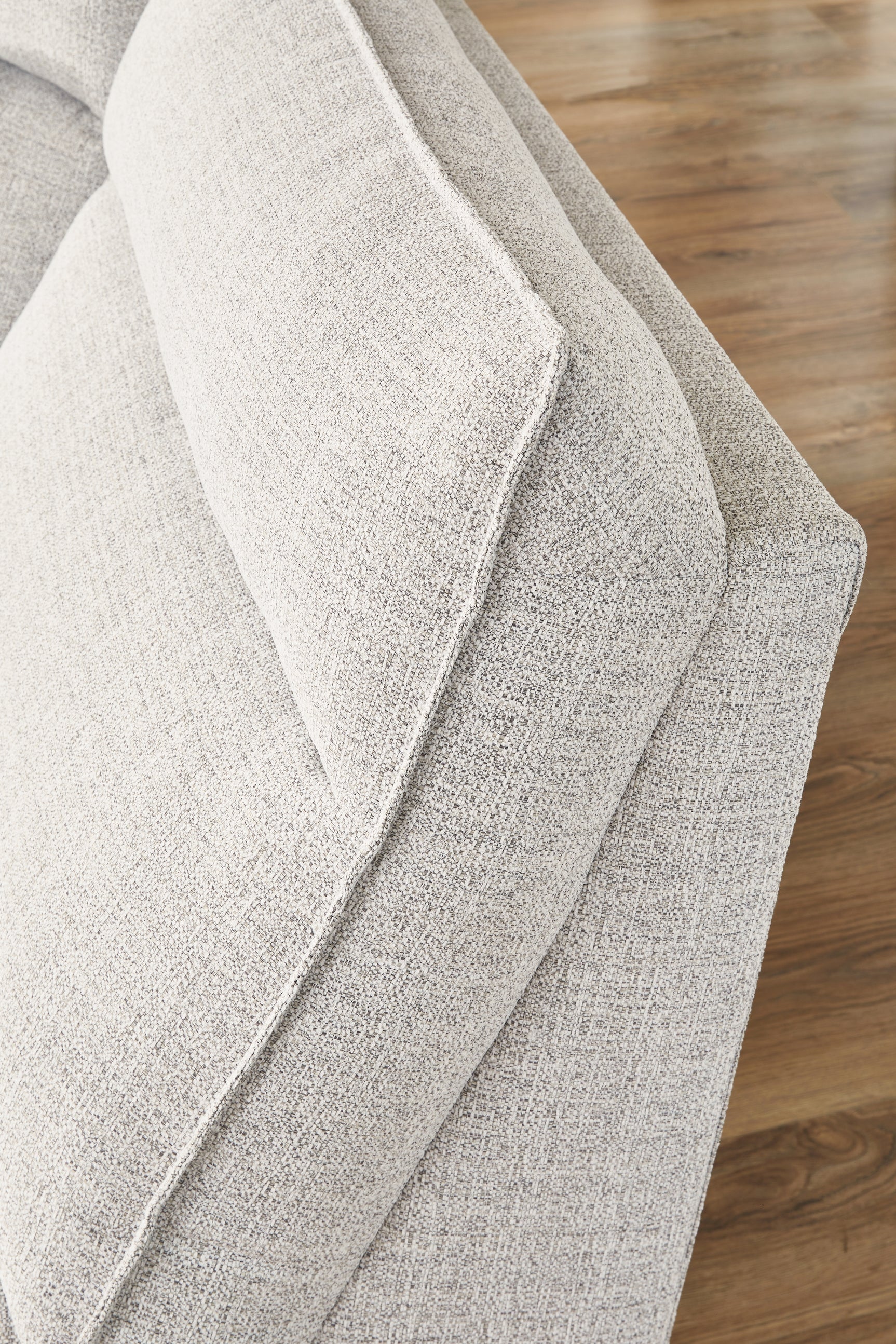 Modmax II sectional upholstery welt detail