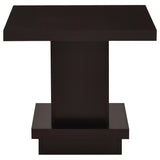 Reston end table close up of corner showing finish