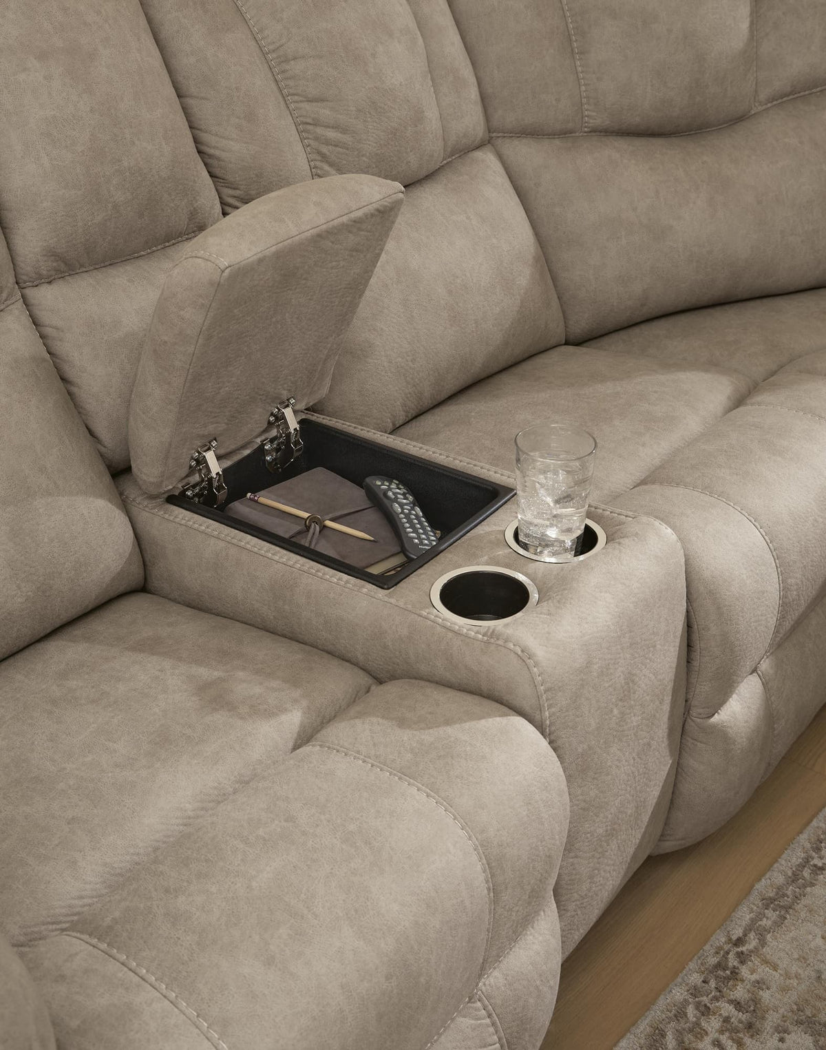 Pearce-Pike Birch 3-Piece Reclining Sectional with Console — detail view