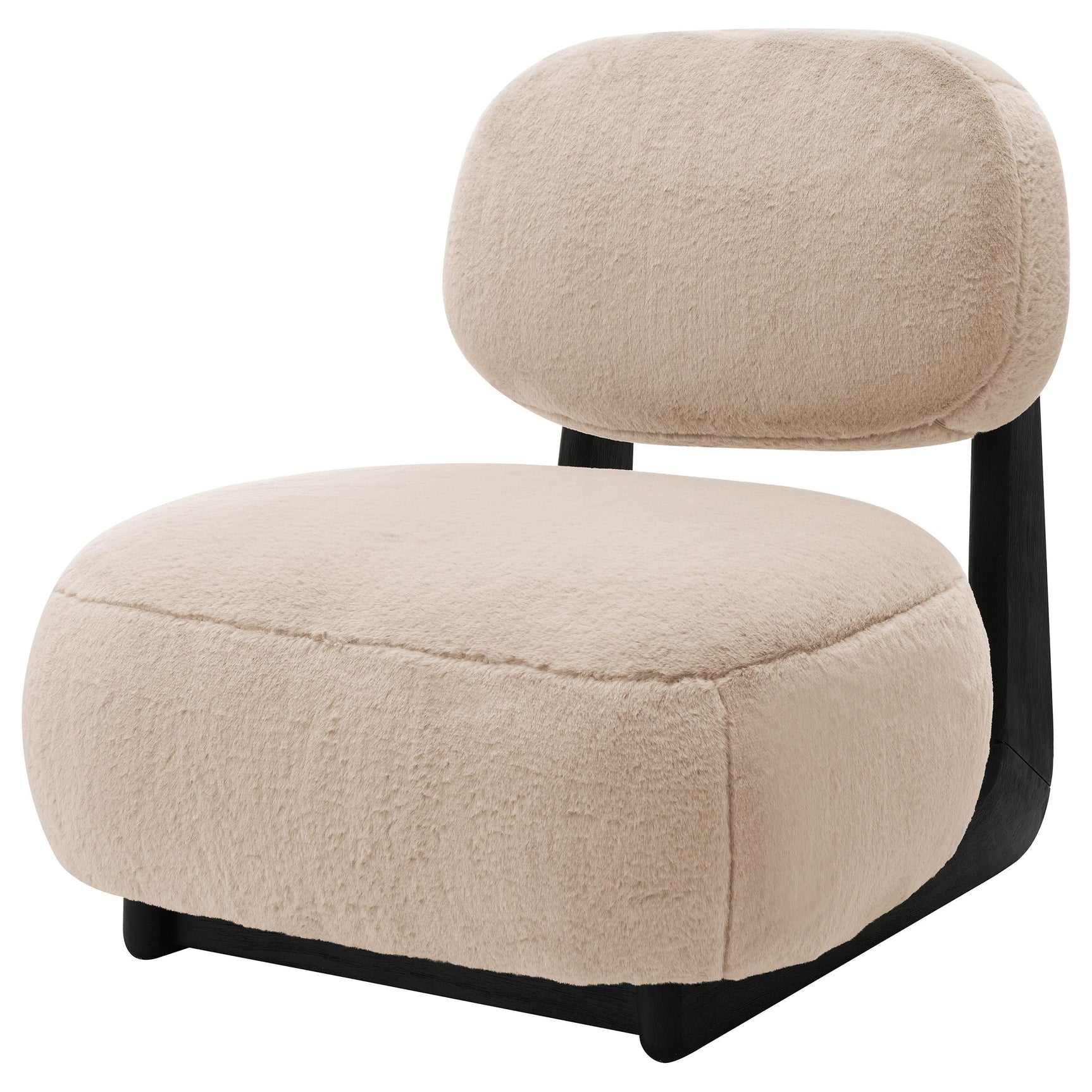 Duffie Chair thick cushion close-up