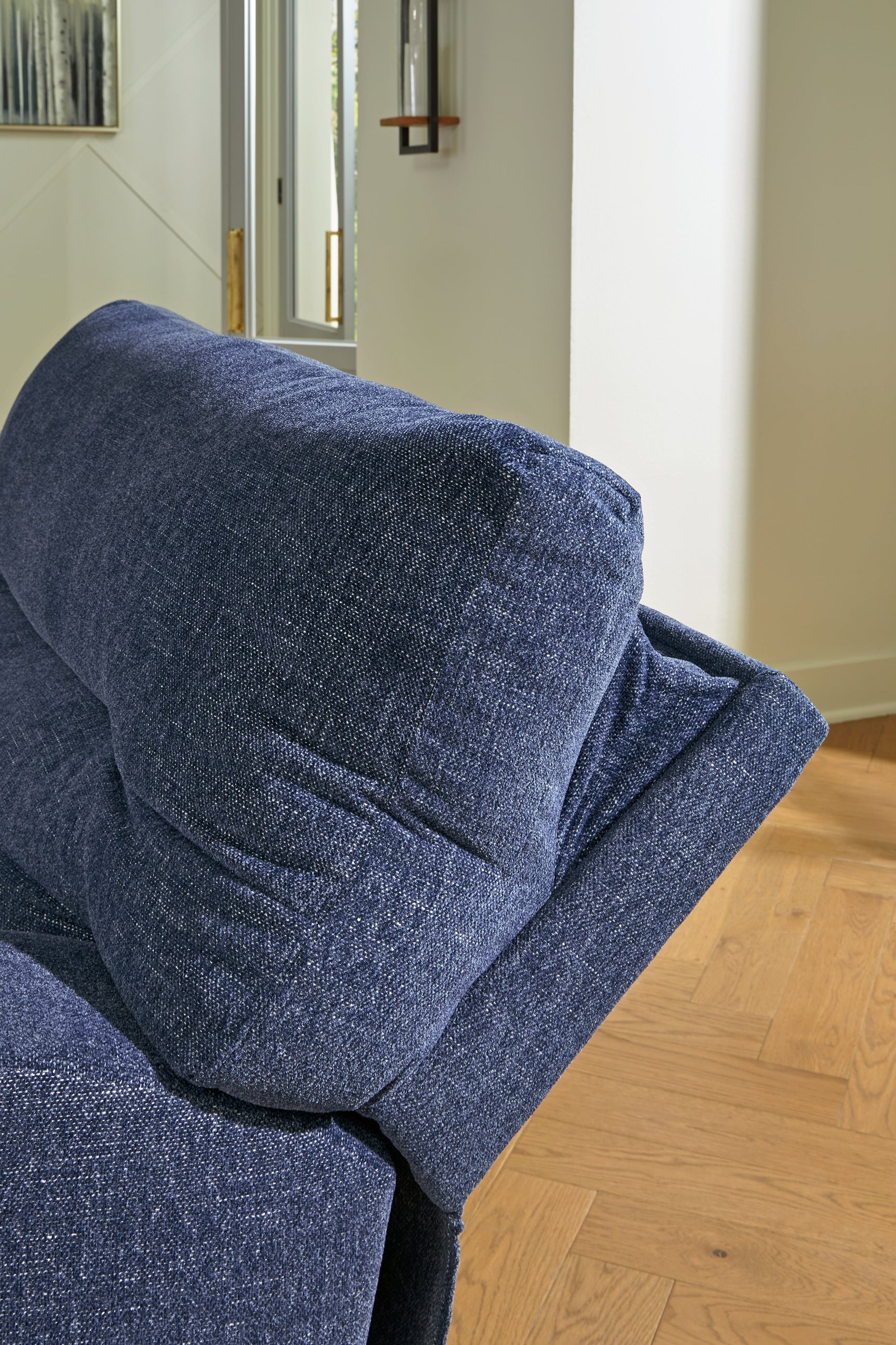 Close-up of Easy View™ adjustable headrest on Acklen Place sectional