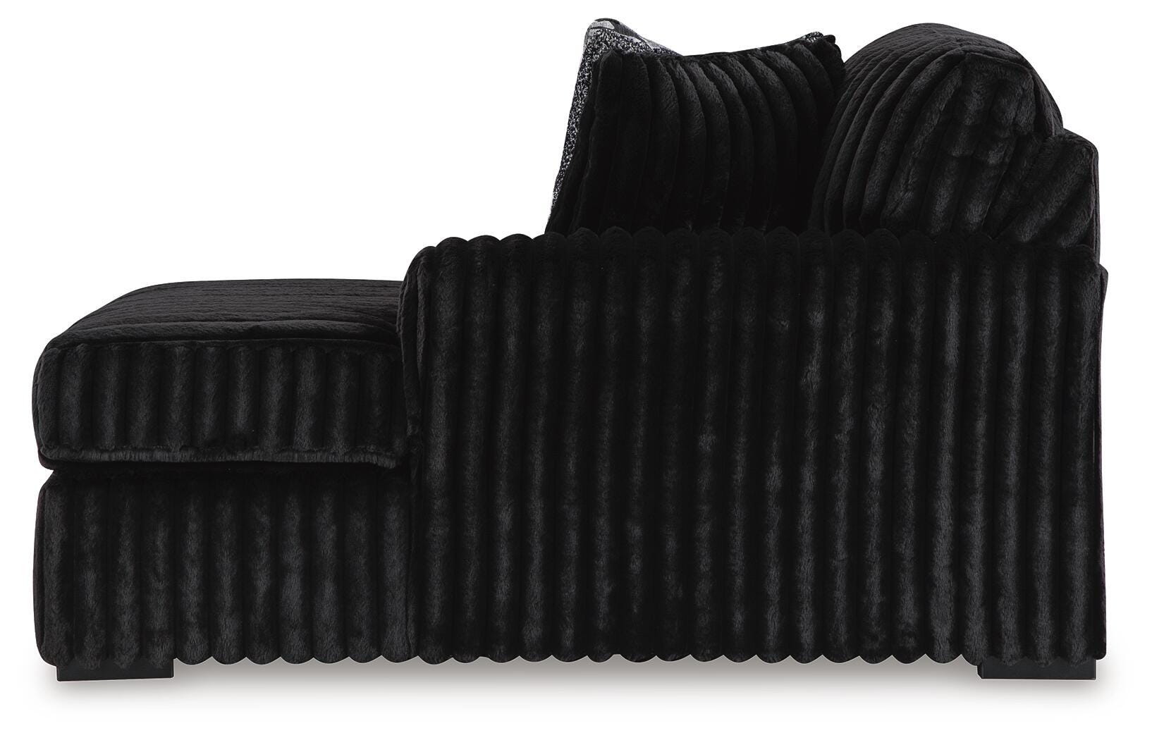 Midnight-Madness Onyx Velvet 3-Piece Sectional with Chaise view 5