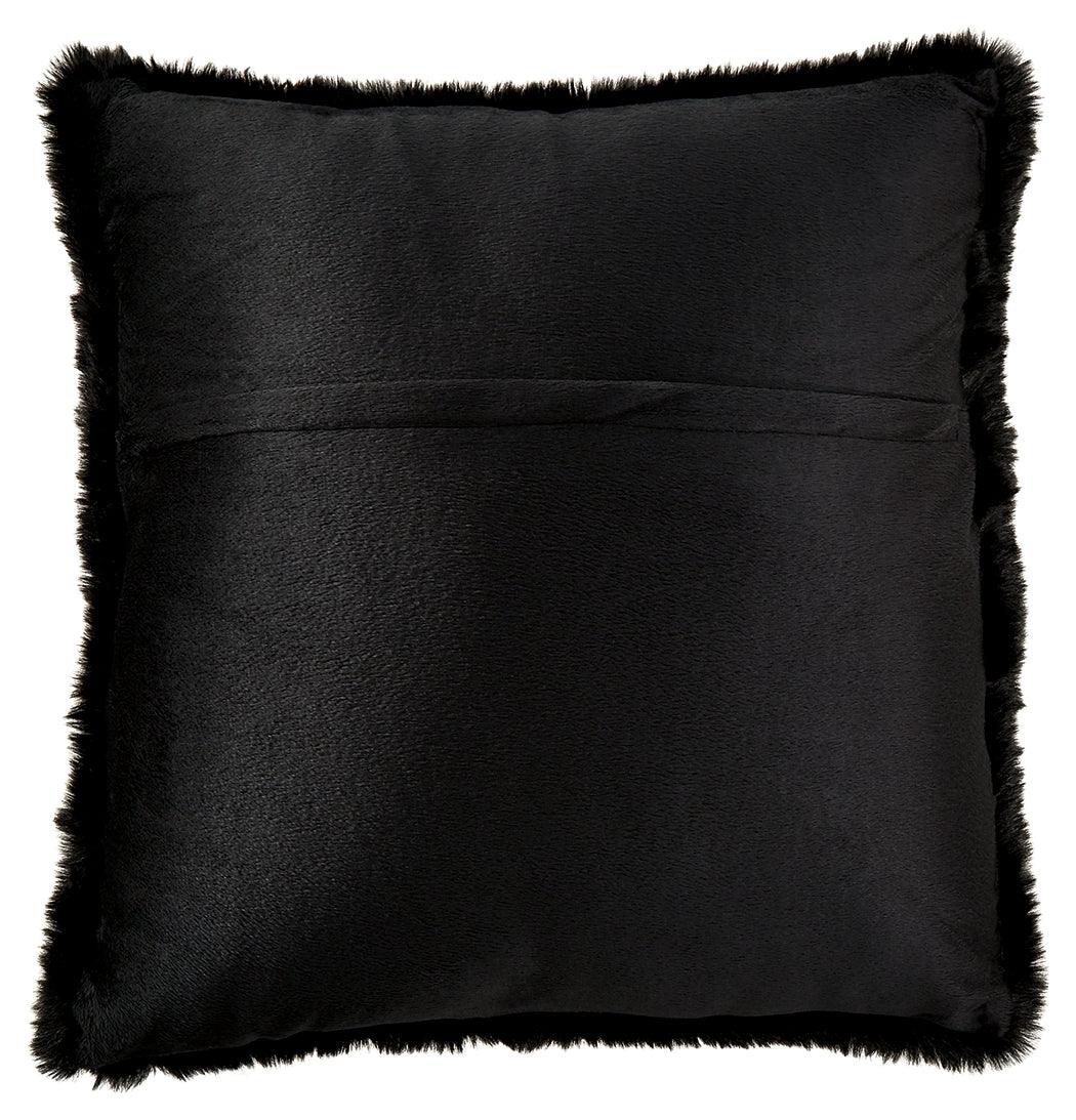 Close-up of zipper closure on Gariland Black Pillow