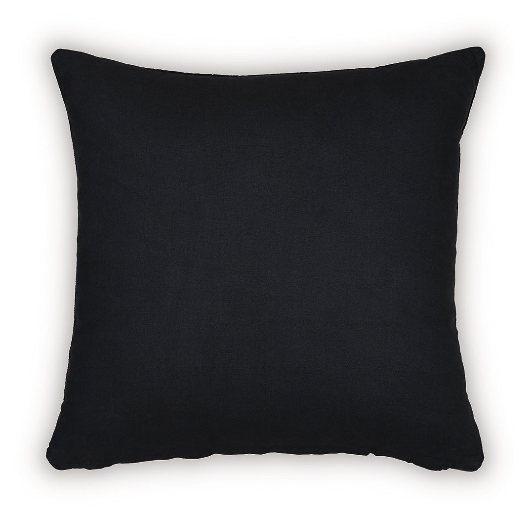 Close-up of zipper closure on Kydner pillow