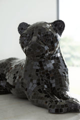 Detail showing texture of Drice Black Panther Sculpture finish