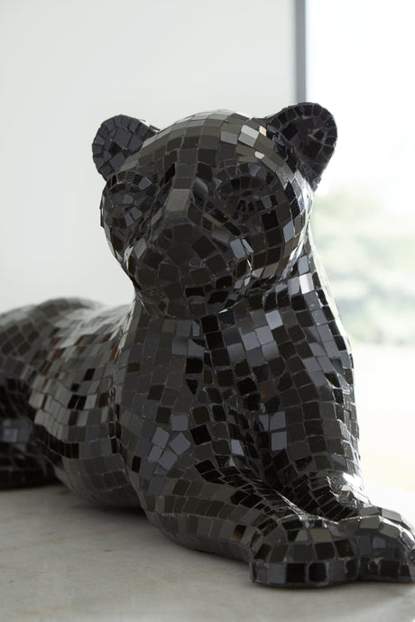 Detail showing texture of Drice Black Panther Sculpture finish