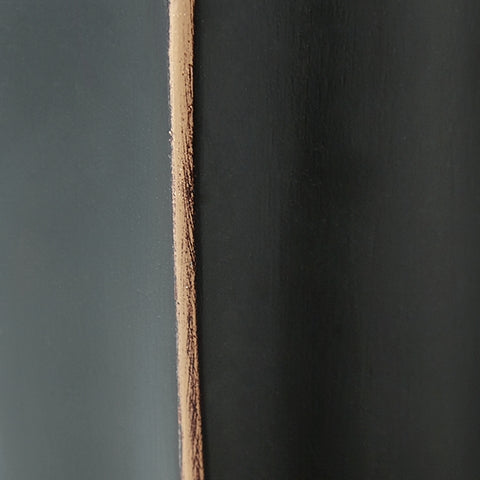 Rhaveney Black Vase - finish texture close-up