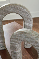 Keithton Sculpture Set natural veining closeup