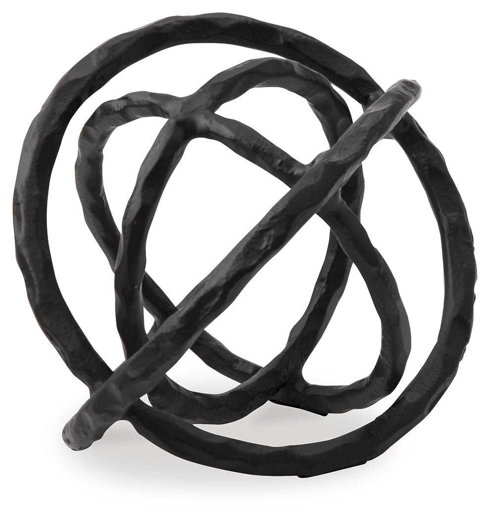 Barlee sculpture side angle showing interlocking rings