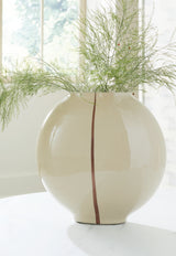Alternate Sheabourne vase style front view