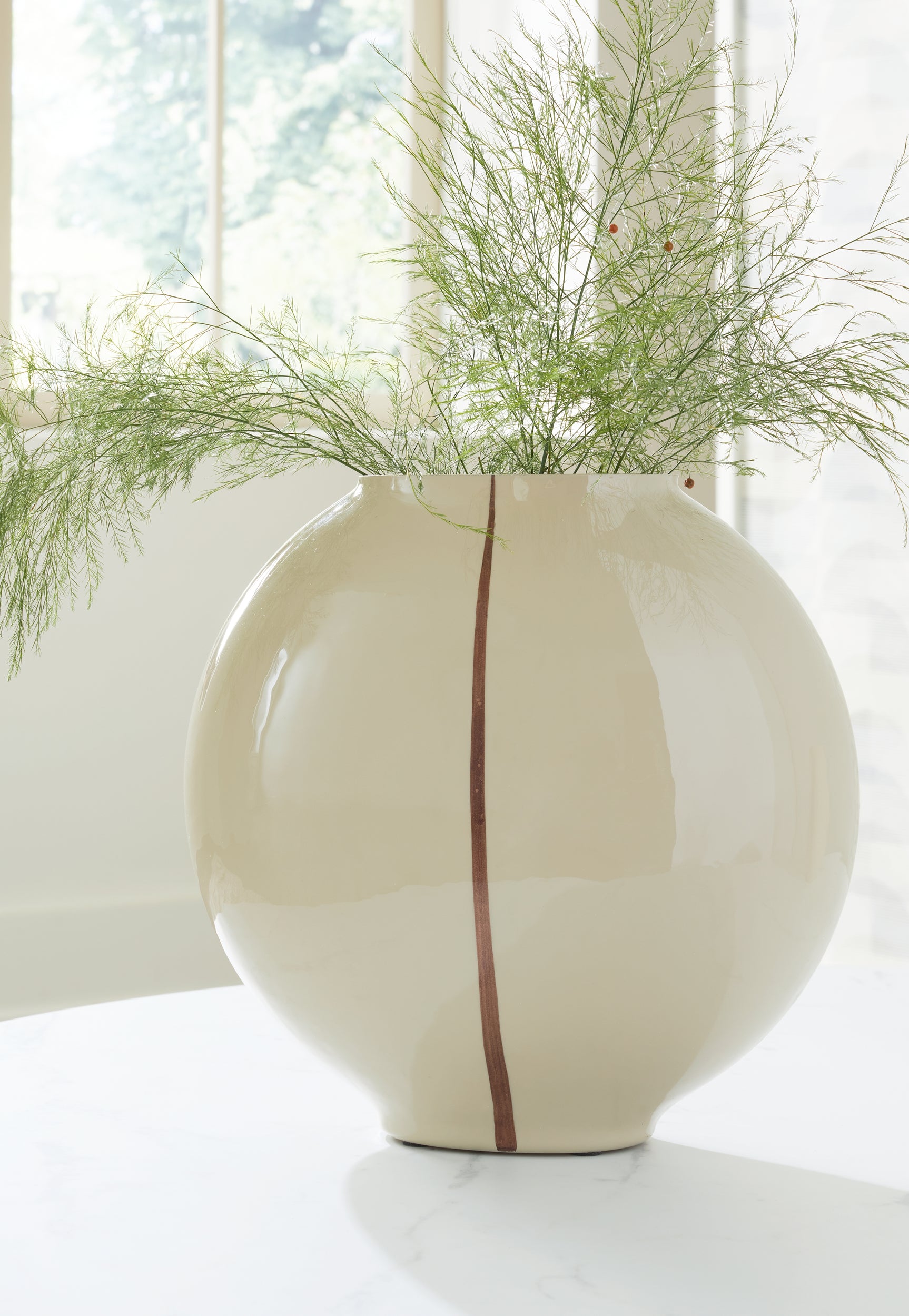 Alternate Sheabourne vase style front view