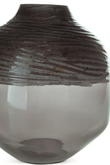 Harpwick Vase top-down view highlighting pattern