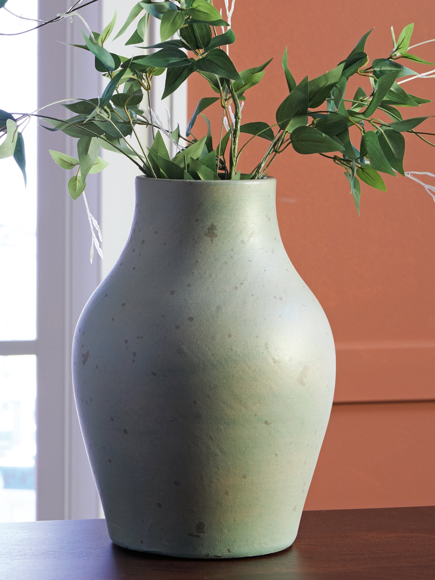 Baychester complementary accent piece