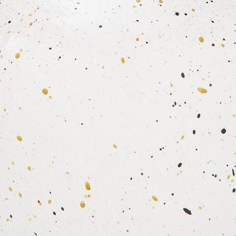 Dallinworth White/Black Vase finish detail