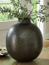 Packaging side view of Woody vase