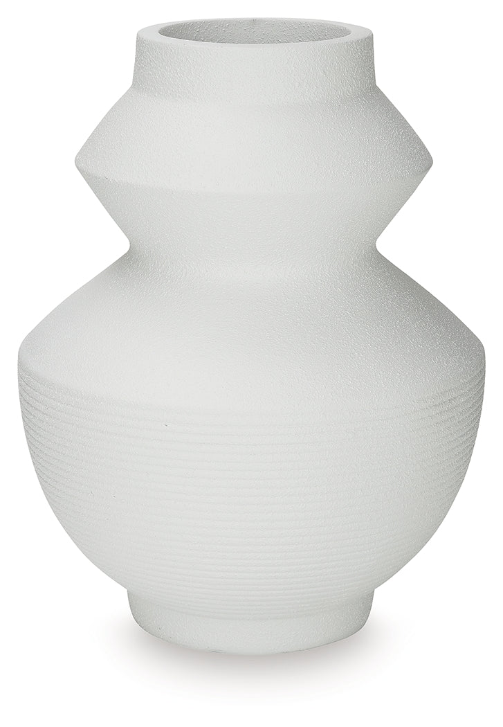 Naveen Vase displayed with dried florals