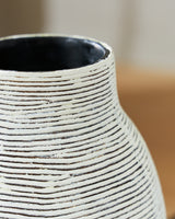 Top view showing vase opening