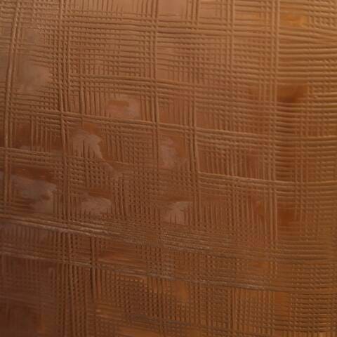 Capard Brown Vase finish detail