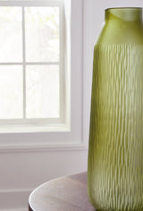 Scottyard Olive Green Vase texture detail