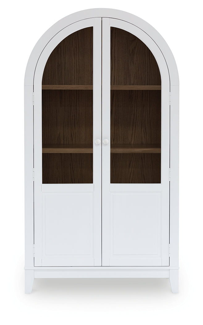 Dagandale cabinet front view closed doors detail
