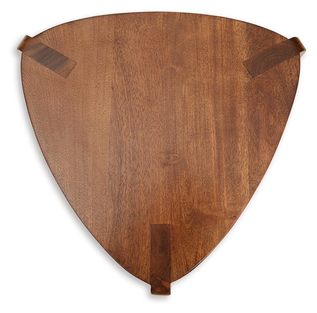 Brynnleigh tables showing wood grain detail