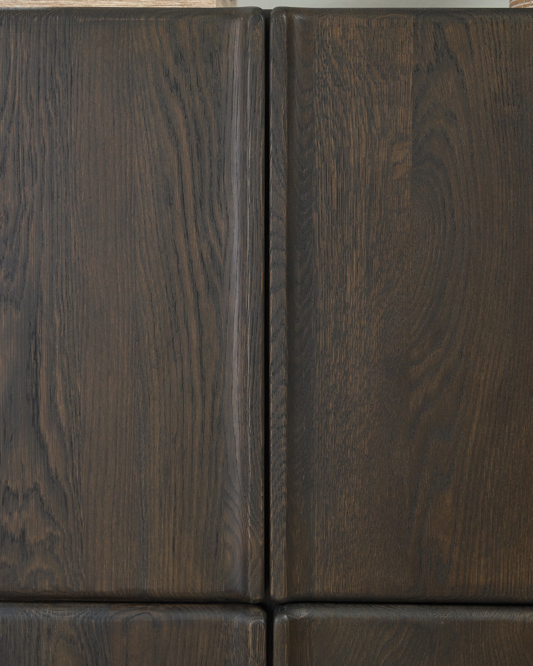 Orsonal cabinet surface and finish detail