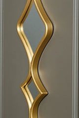 Close-up detail of Harriswood goldtone metal frame