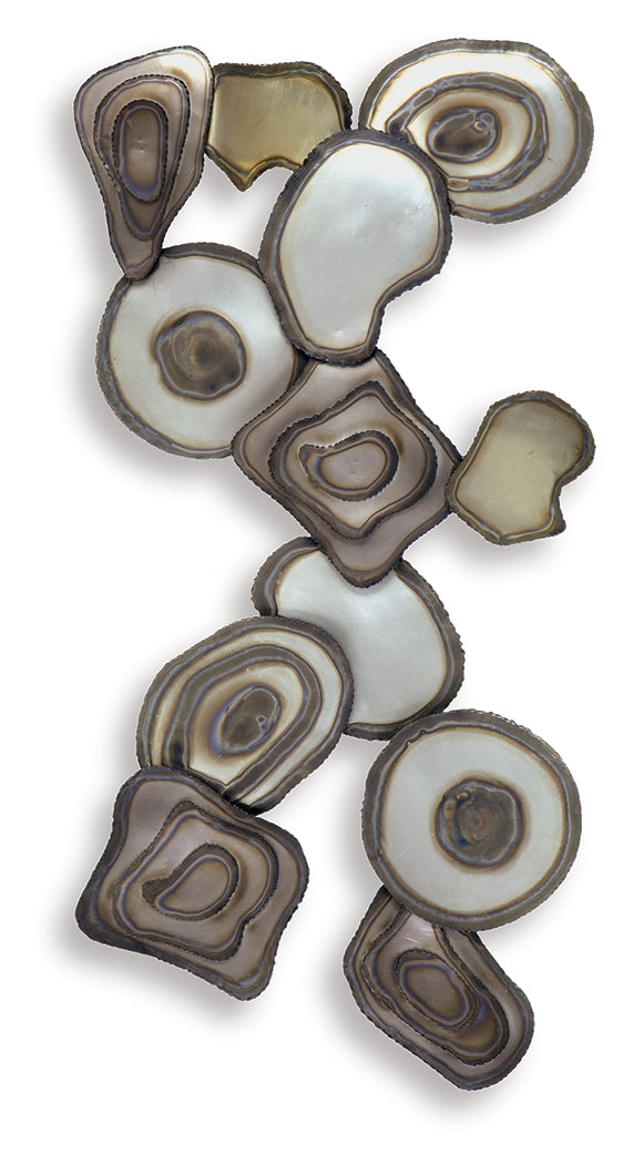 Worthman Multi Wall Decor head-on view from alternate angle