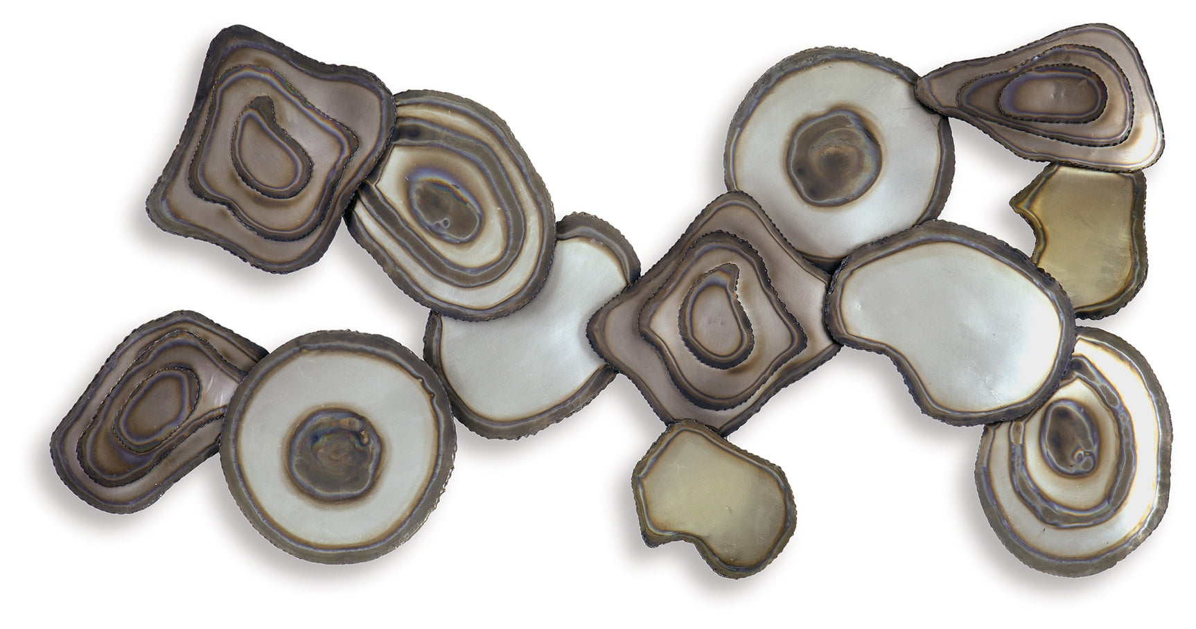 Worthman Multi Wall Decor head-on with shadow detail