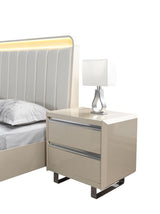 main view of Hailey Cream High Gloss Lacquer 4-Piece Queen Bedroom Set bed