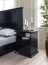 side view of Natalie Black 4-Piece Queen Bedroom Set bed