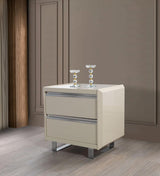 side view of Hailey Cream High Gloss Lacquer 4-Piece Queen Bedroom Set bed