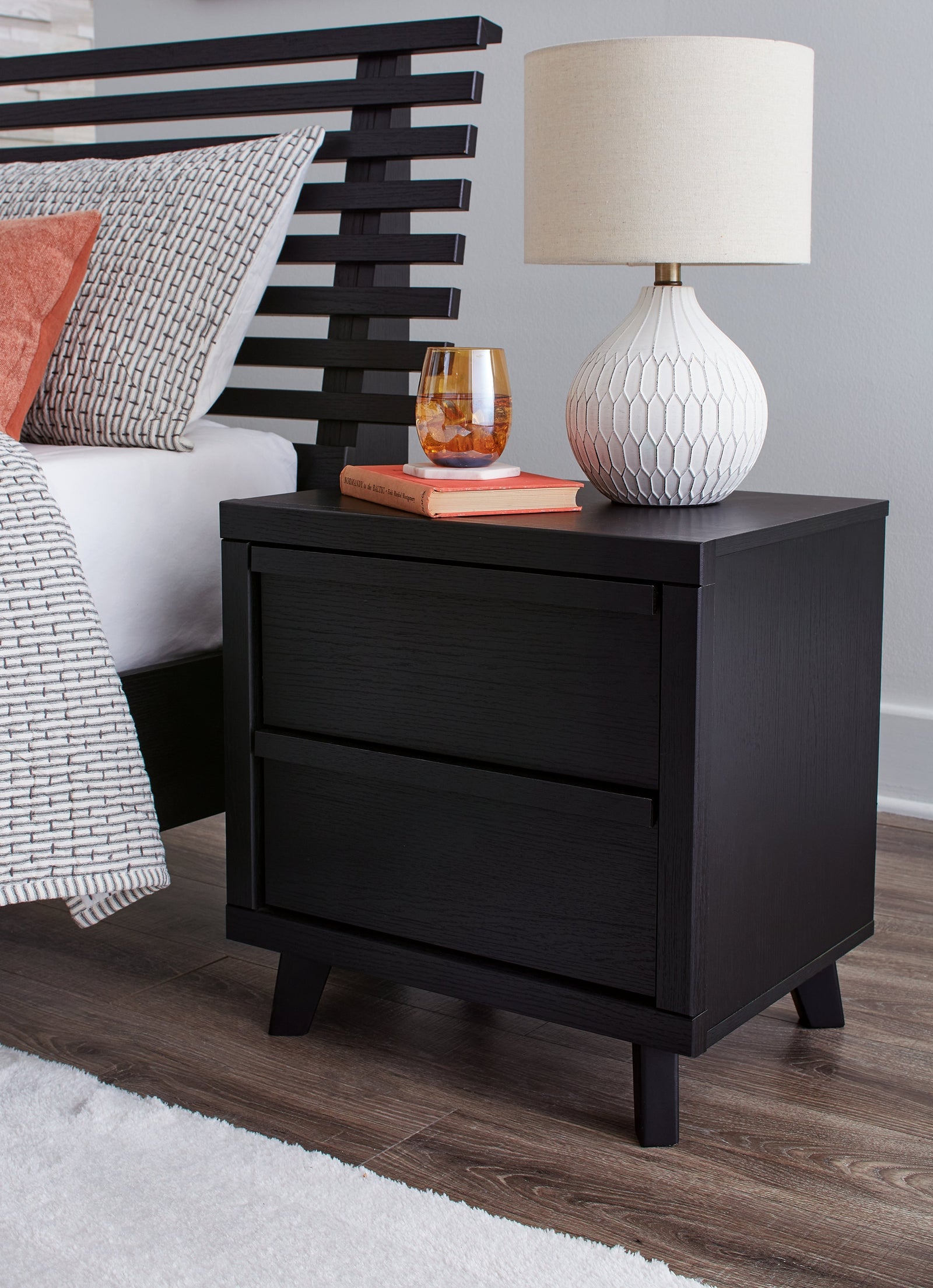Danziar Black Nightstand