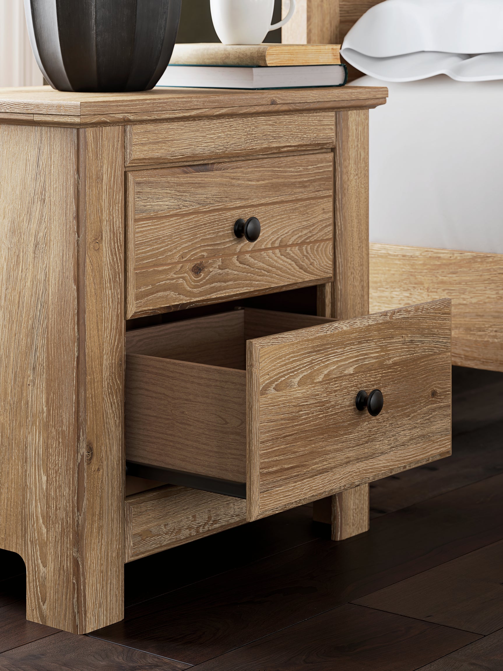 Makidern Tan Nightstand detail of wood grain and hardware