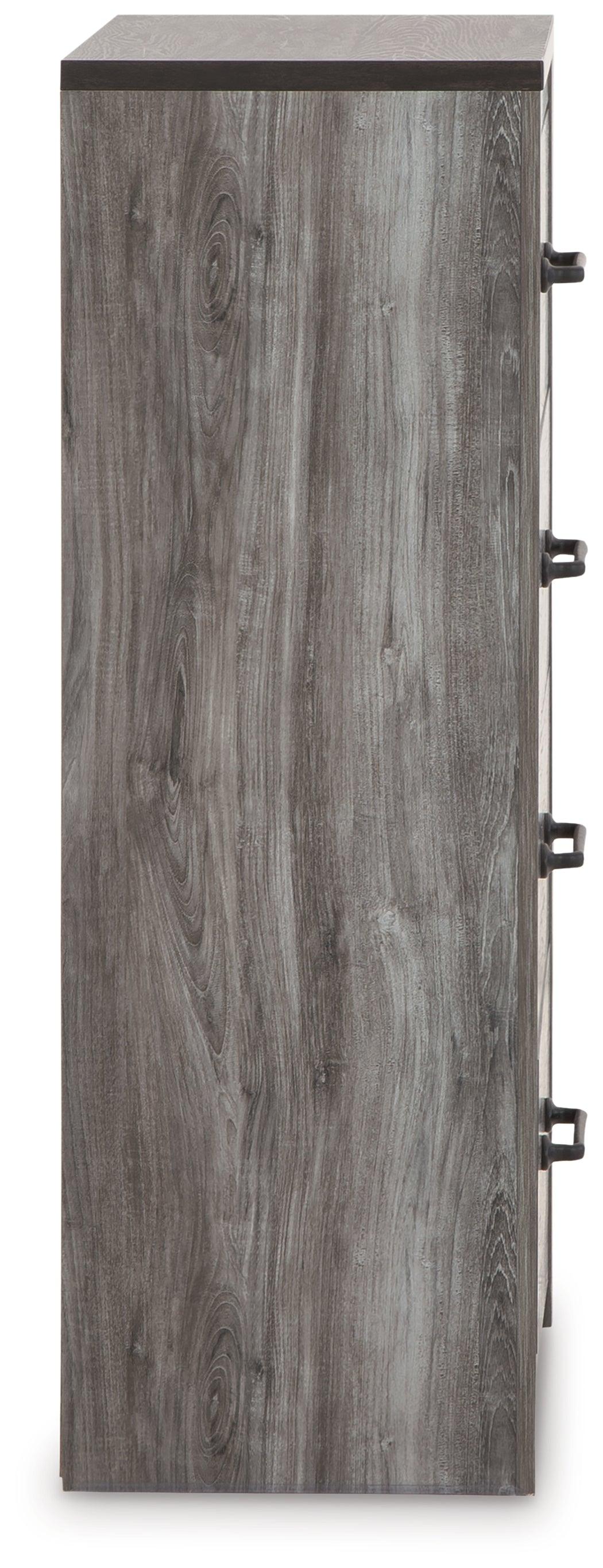 Side profile of Bronyan Chest