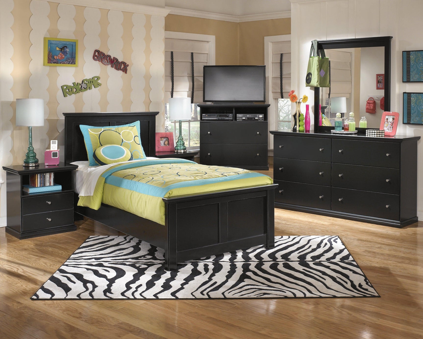 Maribel Black Dresser and Mirror angled view