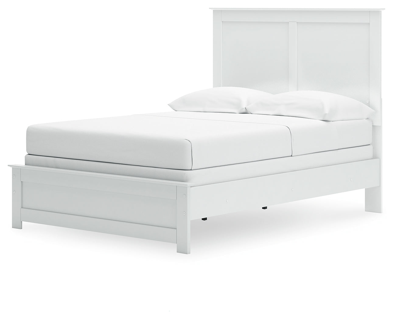 Bed footboard and side rails detail
