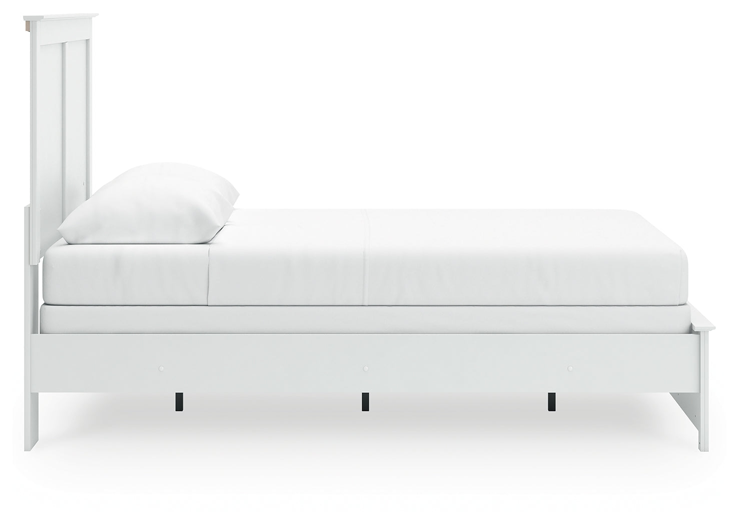 Bostwick Shoals White Queen Panel Bed - headboard close-up